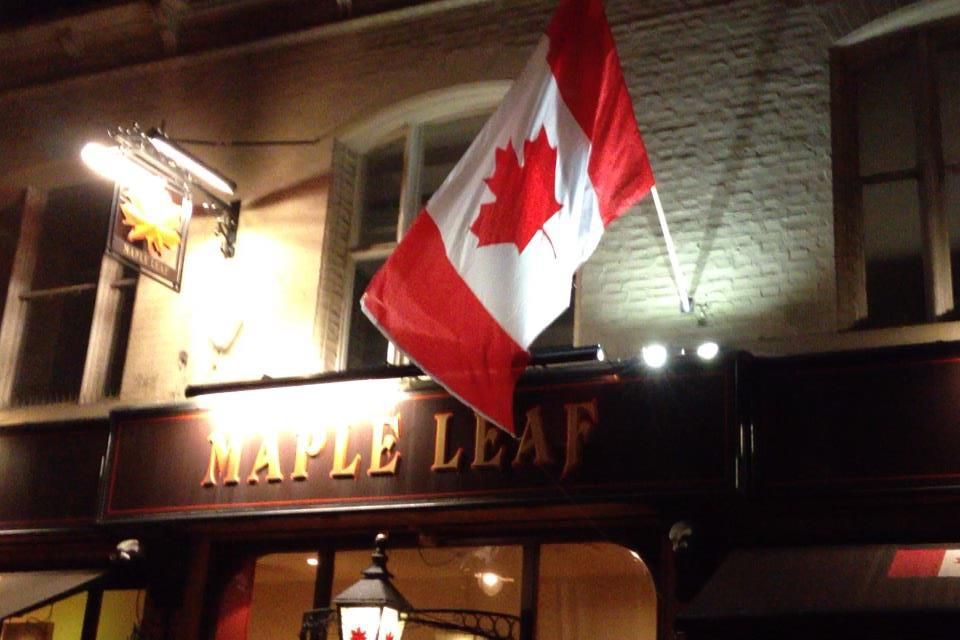 Images Bar/Pub The Maple Leaf